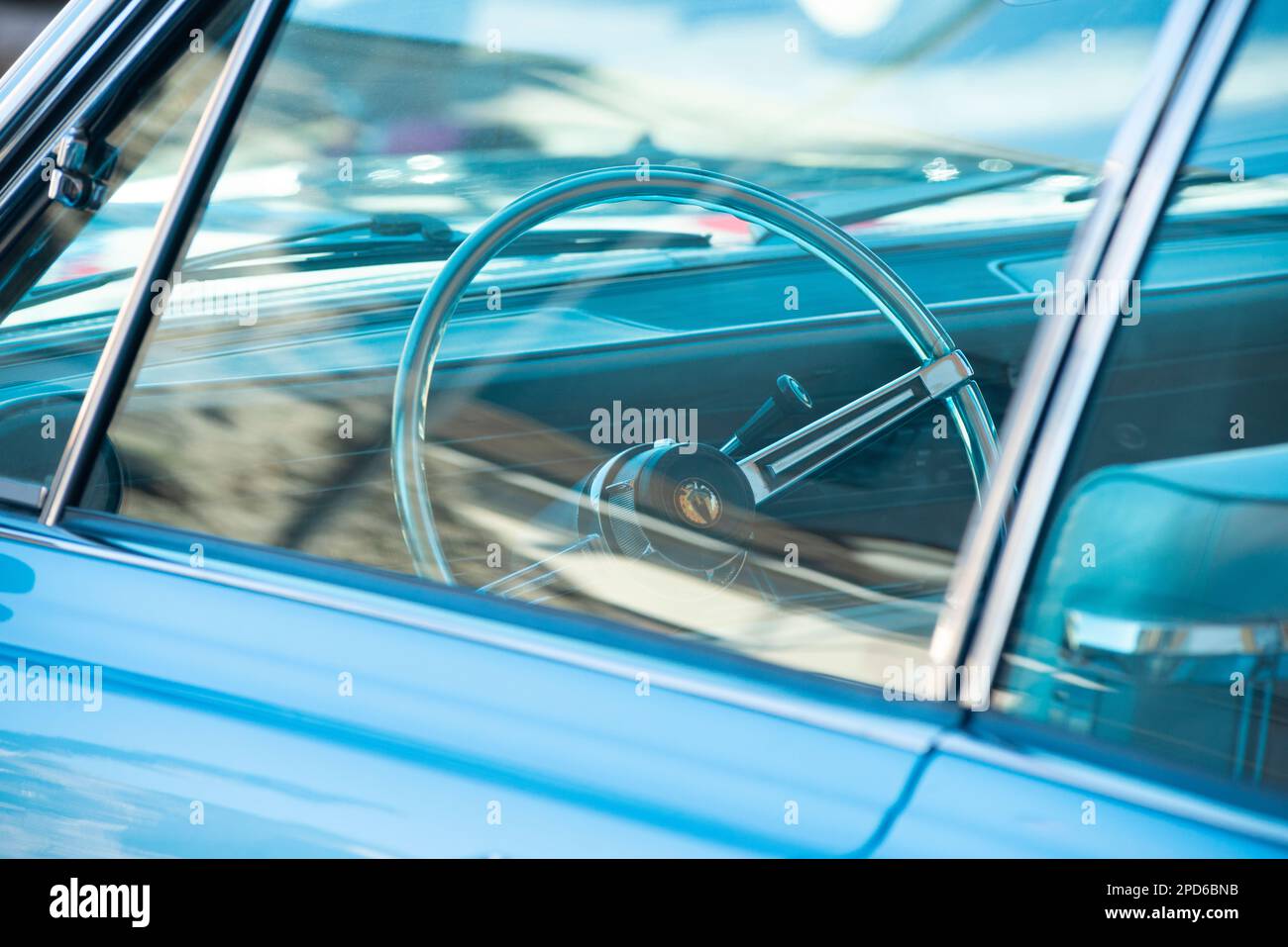 Italien, Lombardei, Meeting of Oldtimer, Chrysler Imperial Cabriolet, Lenkrad Stockfoto