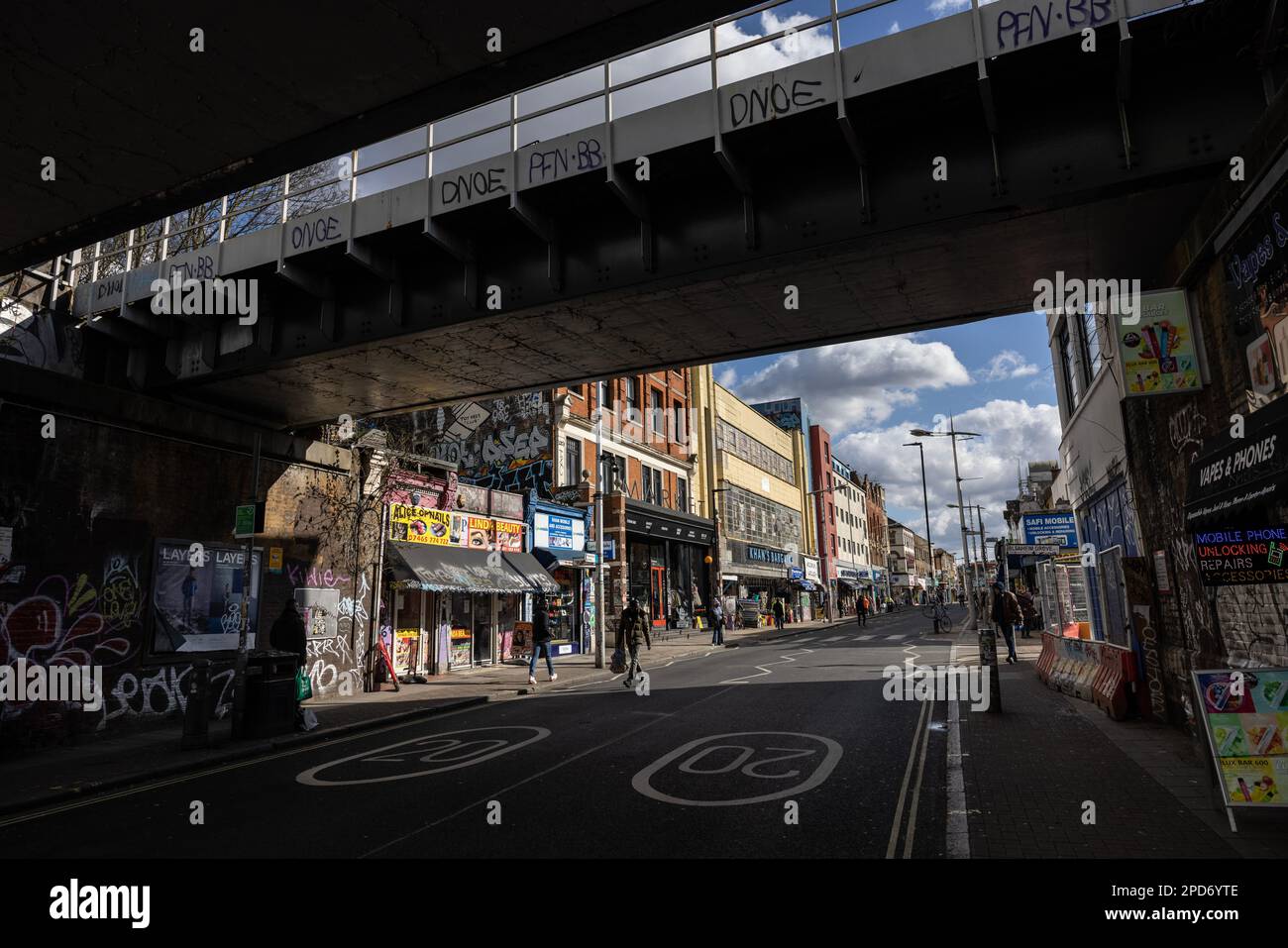 Rye Lane, lebhafte High Street im Herzen von Peckham, South London, England, Großbritannien Stockfoto