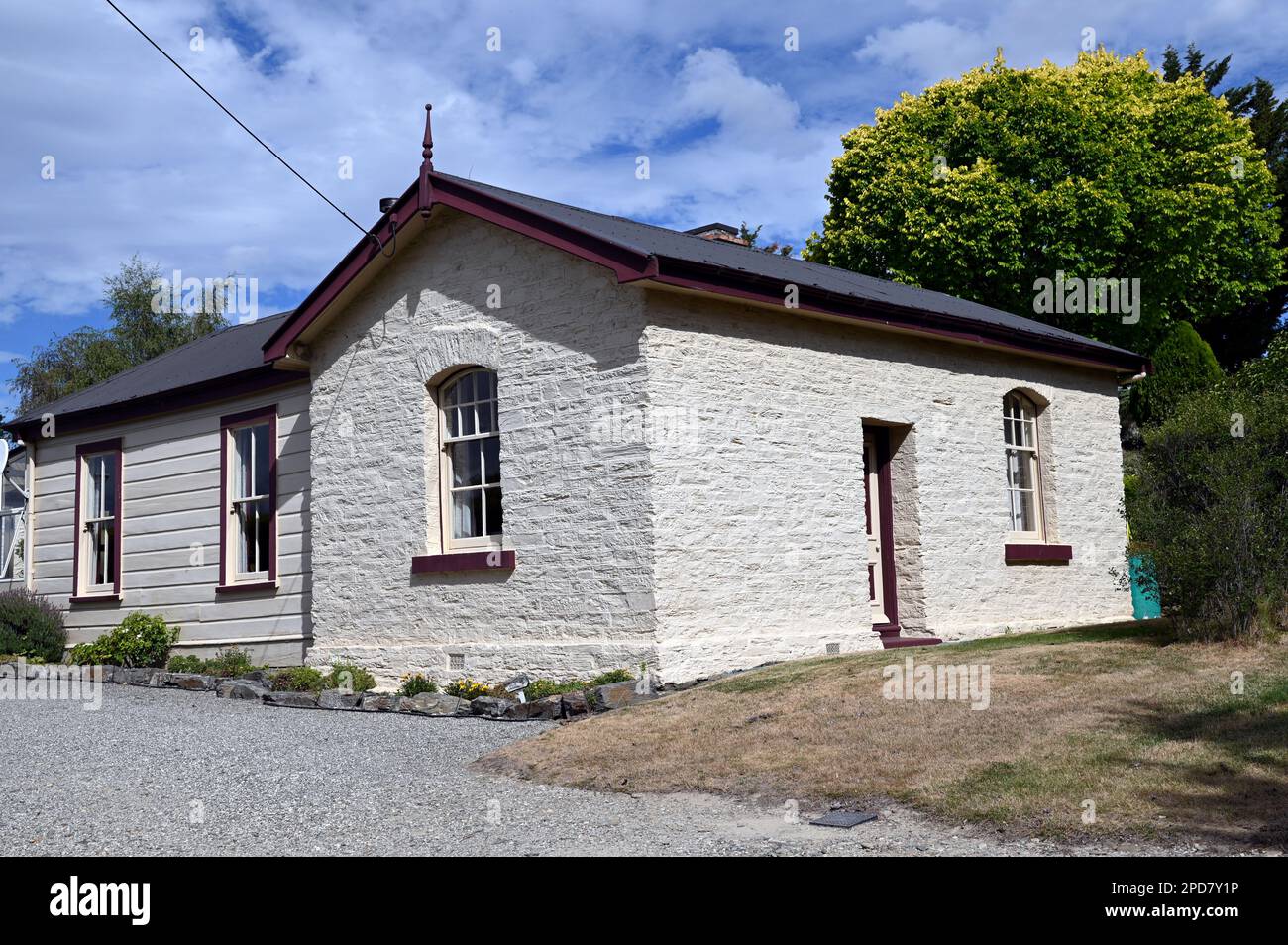 Das alte Polizistenhaus im Dorf Central Otago in Ophir. Es stammt aus den 1870er Jahren, als Ophir eine blühende Goldgräberstadt war. Stockfoto