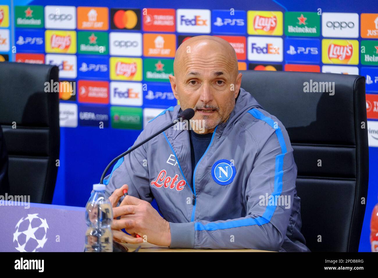 teilnehmer: man city gegen ssc neapel statistiken