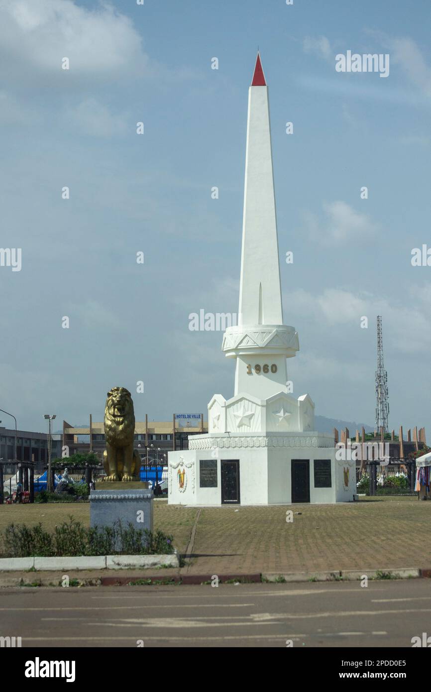 Das Unabhängigkeitsdenkmal in Yaounde Stockfoto