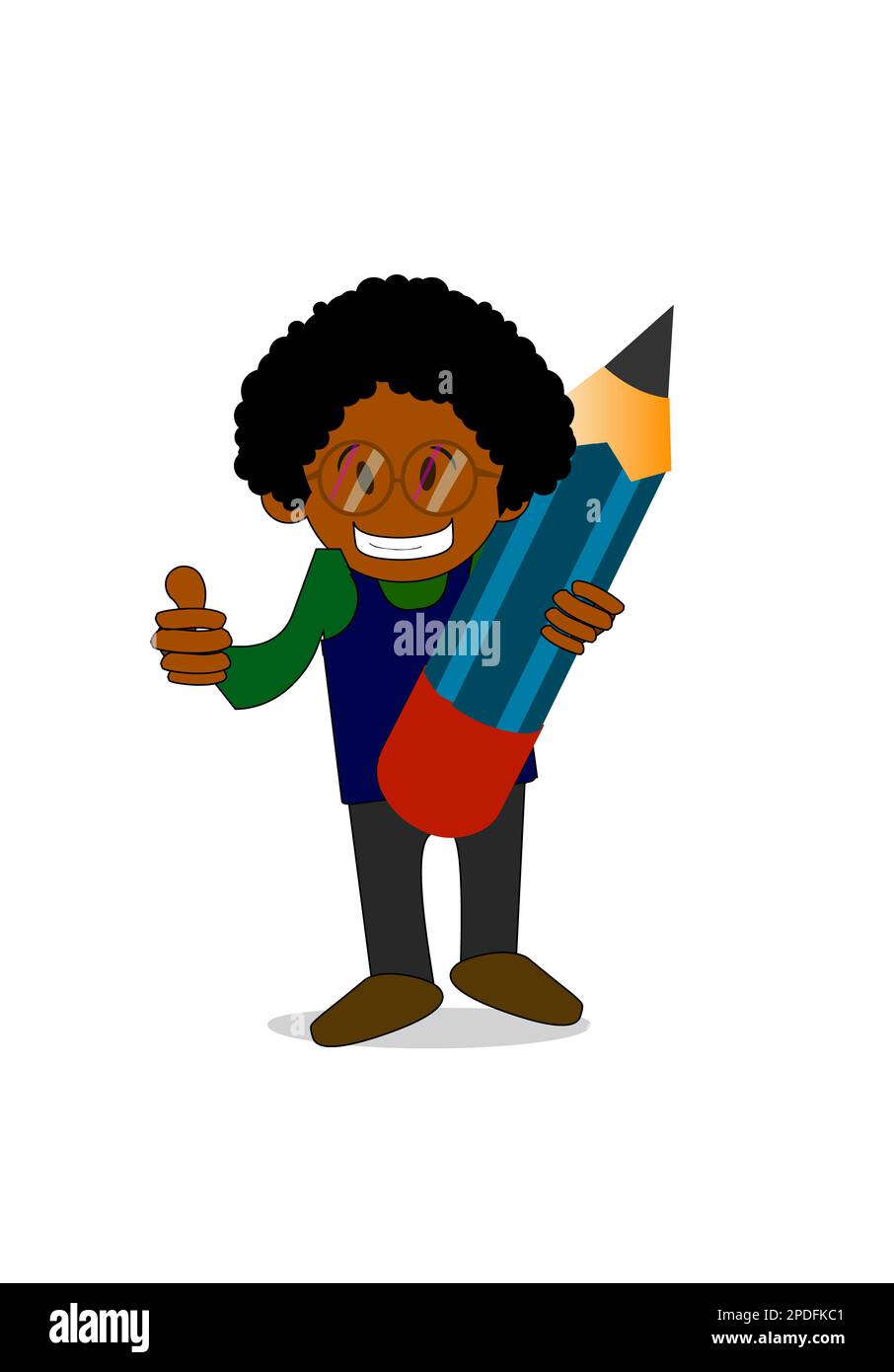 Ein Junge mit Afro-Haaren, Brille und einem riesigen Bleistift in den Händen Stockfoto