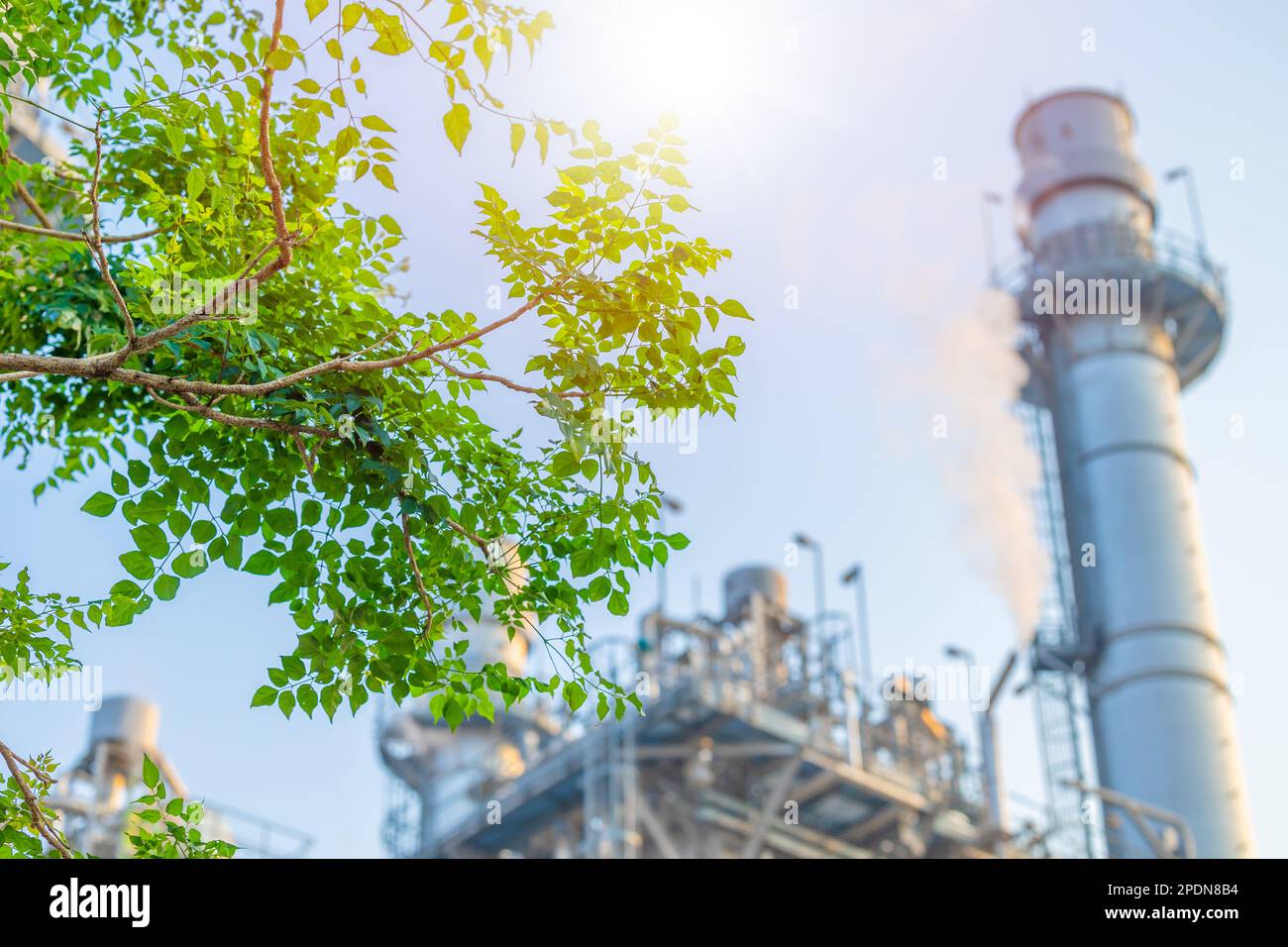Umweltfreundliche Fabrikindustrie für eine gute Umwelt Ozonluft-Produktionskonzept mit geringem CO2-Fußabdruck. Stockfoto