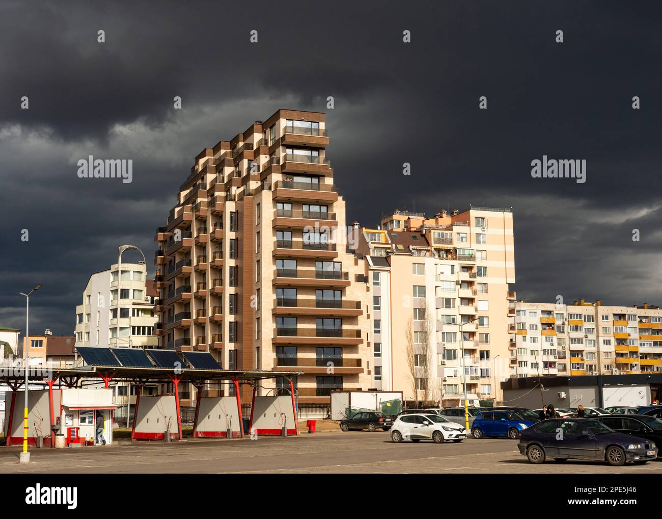 Wohngebäude Bulgarien Neubau eines modernen Wohnblocks in Sofia, Bulgarien, Osteuropa, Balkan, EU Stockfoto