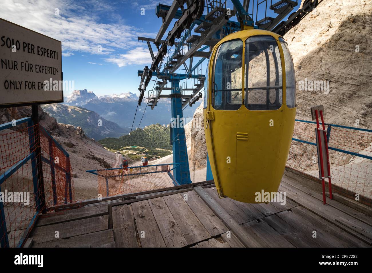 Gondellift nach Forcella Staunies, Monte Cristallo Gruppe, Dolomiten, Italien, Monte Cristallo Gruppe, Dolomiten, Italien, Europa Stockfoto