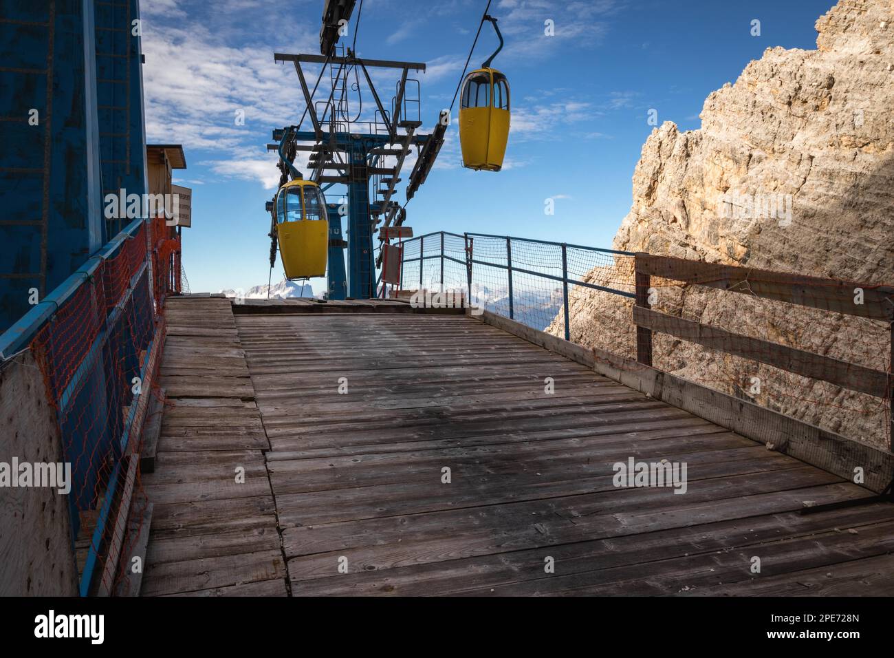 Gondellift nach Forcella Staunies, Monte Cristallo Gruppe, Dolomiten, Italien, Monte Cristallo Gruppe, Dolomiten, Italien, Europa Stockfoto