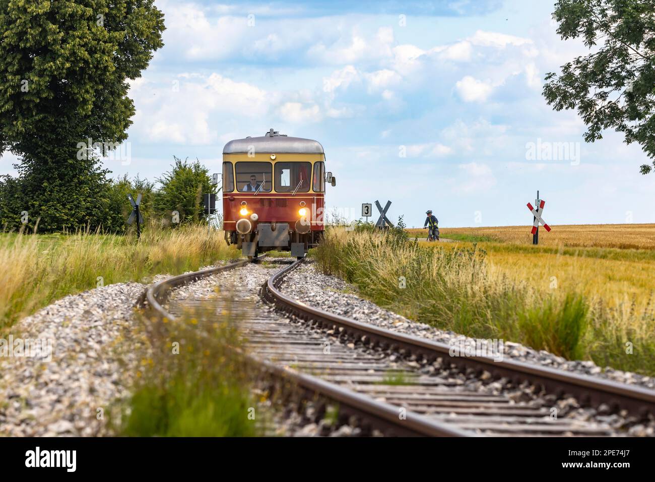 Museumsbahn auf dem Weg in die Schwäbische Alb, Lokalbahn Amstetten-Gerstetten mit T 09 Eisenbahnwaggon der Ulmer Eisenbahnfreunde, UEF, Gerstetten Stockfoto