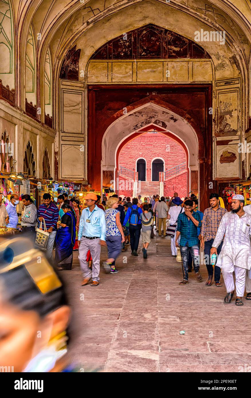 Eintritt zum Chhatta Chowk-Basar im Red Fort Complex in Delhi Stockfoto