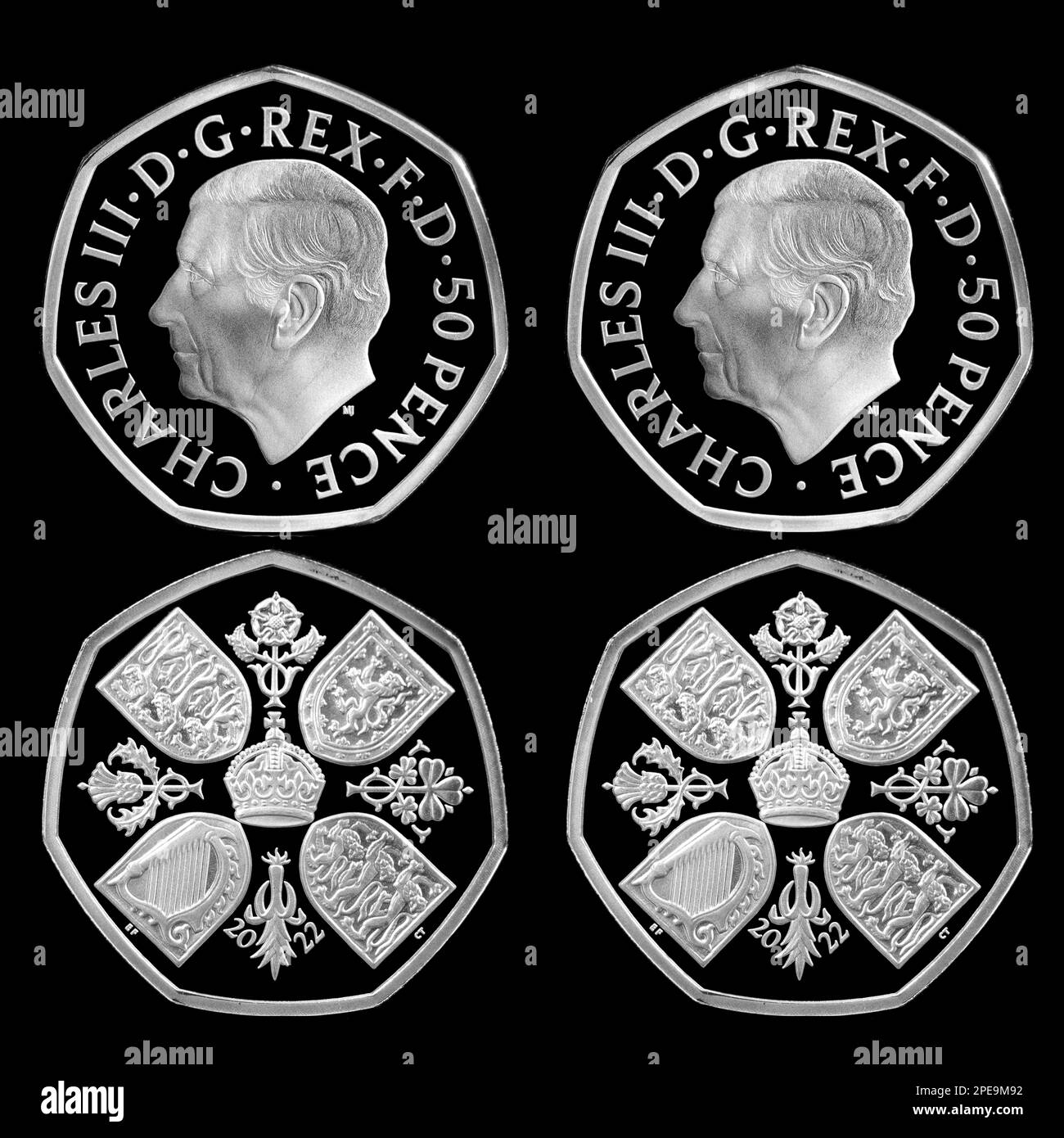 Die erste Münze mit König Karl III. Und der Krönungskrone zum Gedenken an Königin Elizabeth II. Ist 2022 Pence Stockfoto