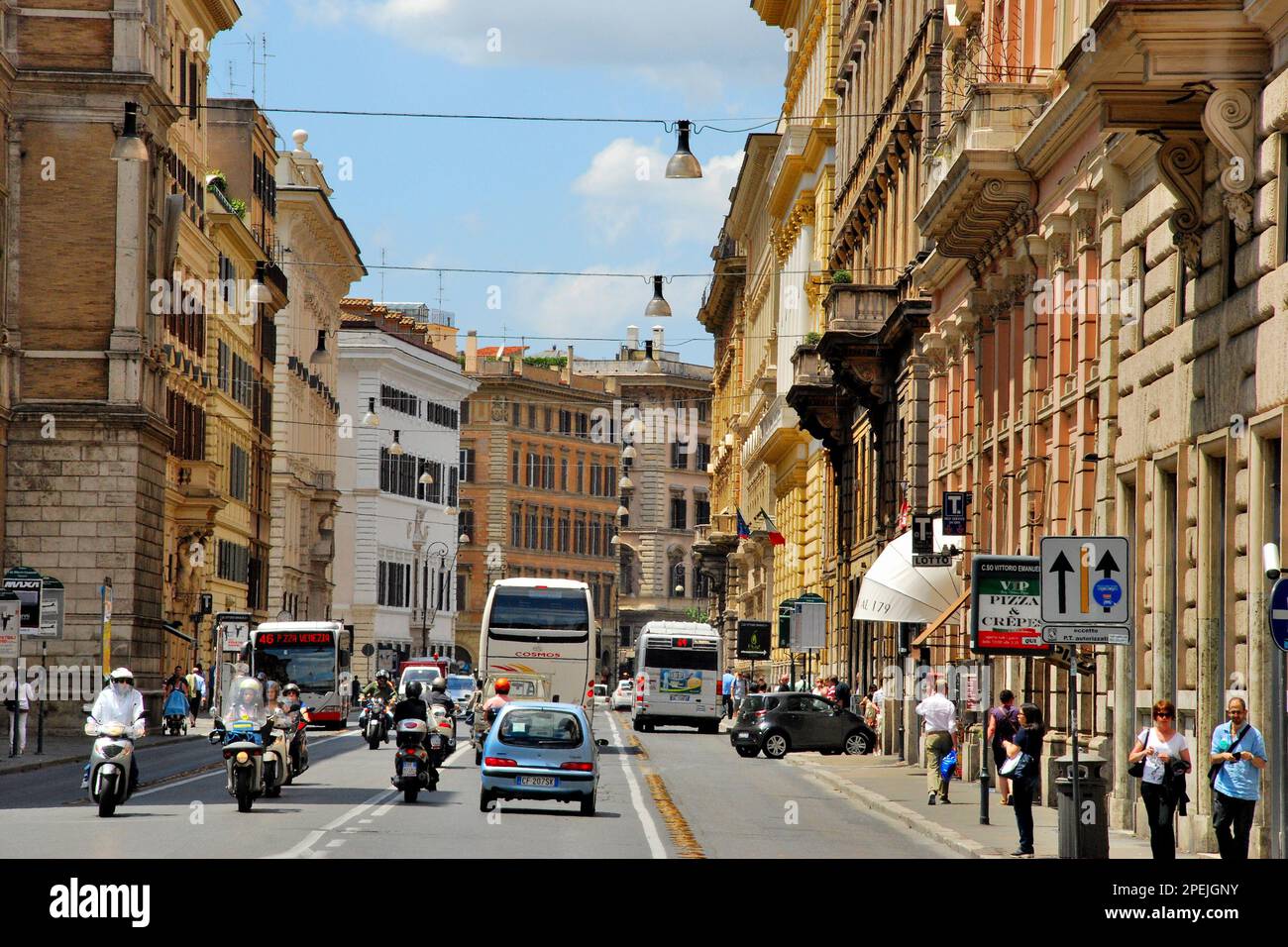 Alte dekorative Gebäude in der Stadt Rom, es ist auch die Hauptstadt der Region Latium, das Zentrum der Metropolstadt Rom, Italien, Europa Stockfoto