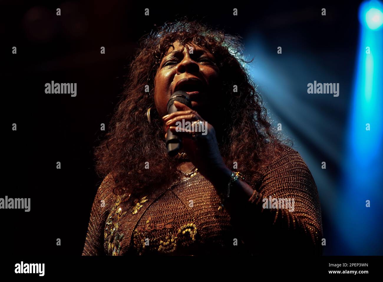 Martha Reeves und die Vandellas treten auf der Hauptbühne auf, beim Together People 2015 Festival, Preston Park, London Road, Brighton, East Sussex, UK. 6. September 2015 Stockfoto