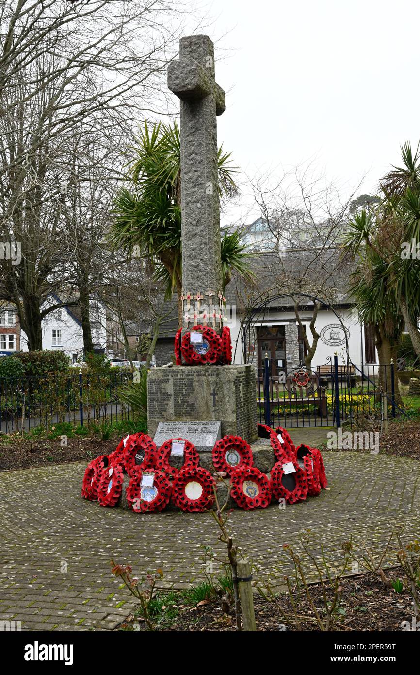 War Memorial in Royal Avenue Gardens, Dartmouth, Devon, England, Großbritannien Stockfoto