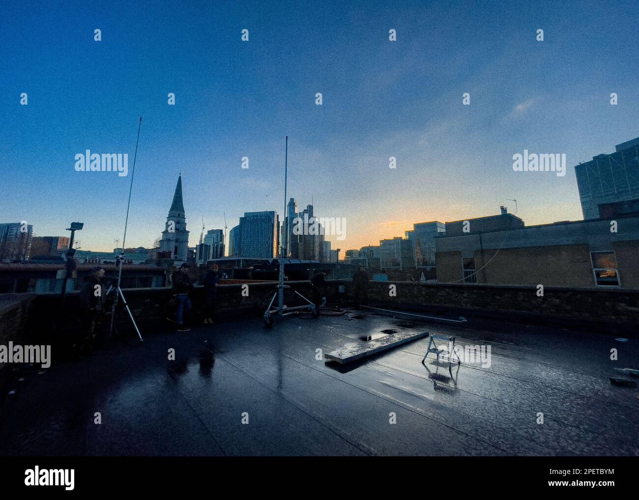 Blick auf London vom Dach der Trewman Brewery - Brick Lane, Shoreditch, East London, Großbritannien Stockfoto