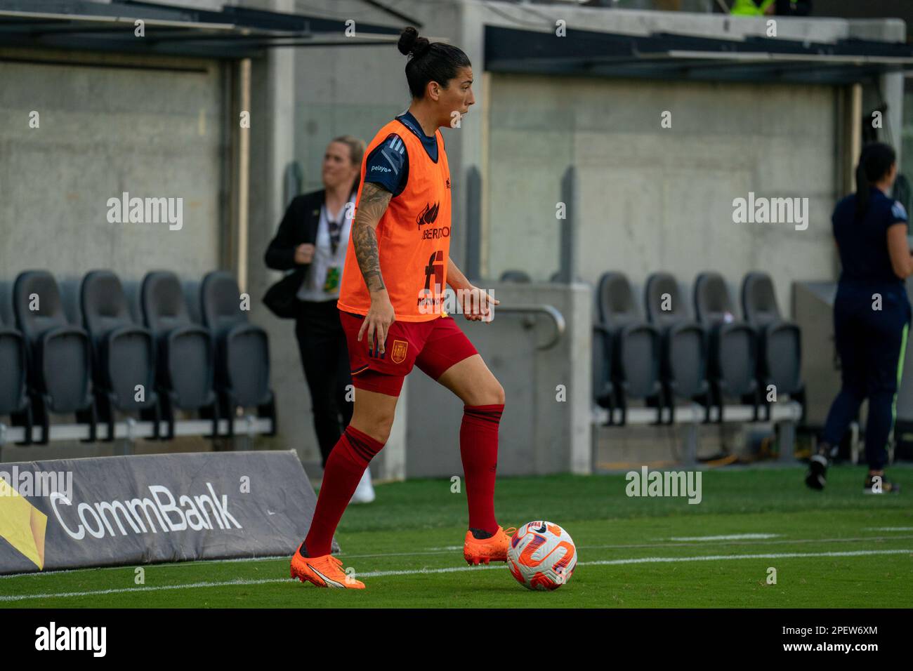 Sydney, New South Wales, Februar 19. 2023: Marta Carro (25 Spanien) erwärmt sich vor dem internationalen Cup of Nations-Spiel zwischen Australien und Spanien im CommBank Stadium in Sydney, Australien. (NOE Llamas/SPP) Stockfoto