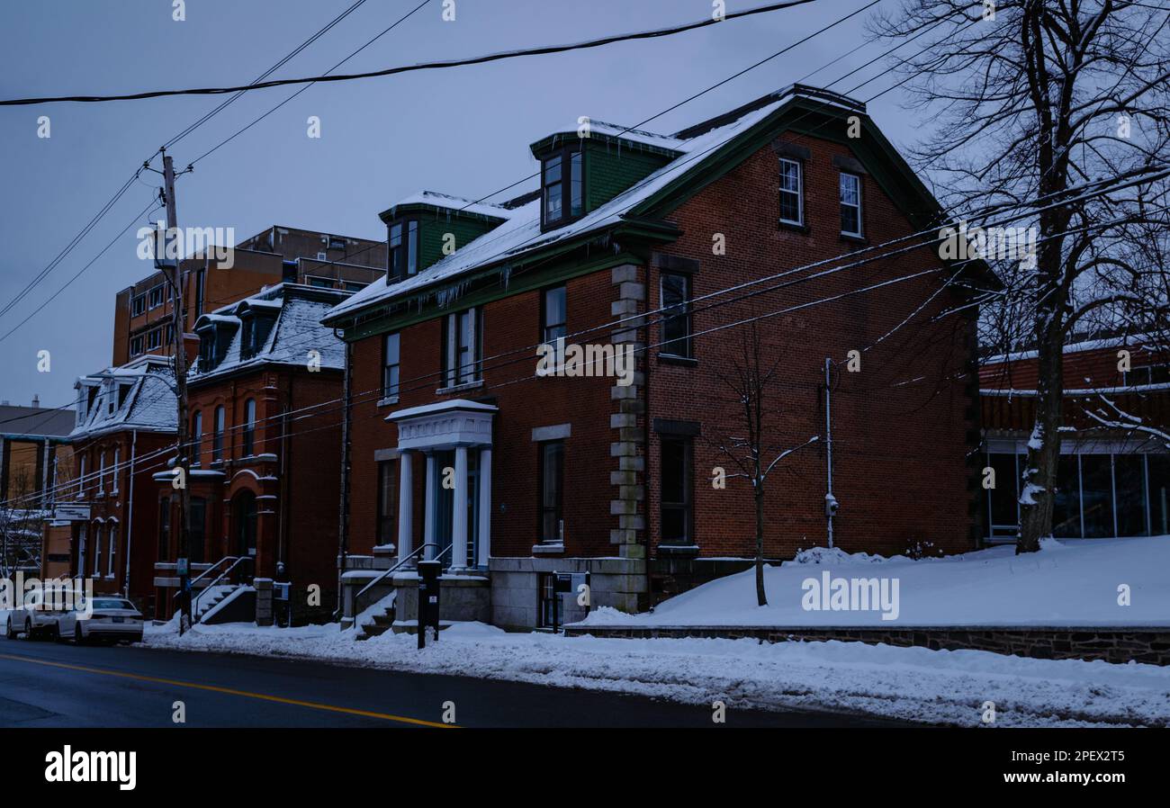 Drei Backsteingebäude entlang der Barrington Street, Hart House, Sarah Moren House Stockfoto