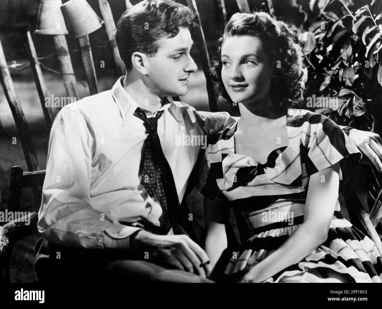 Paul Dupuis, Barbara Murray, am Set des britischen Films, „Passport to Pimlico“, General Film Distributors, 1949 Stockfoto