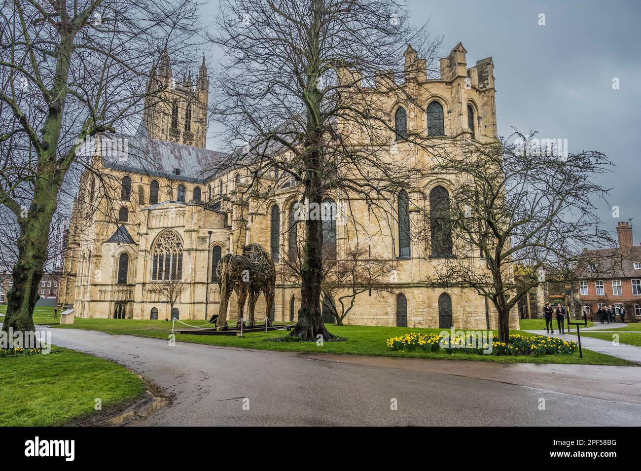 Das Bild ist die berühmte Weltkulturerbestätte der Christ Church Cathedral in Canterbury in Kent. Stockfoto