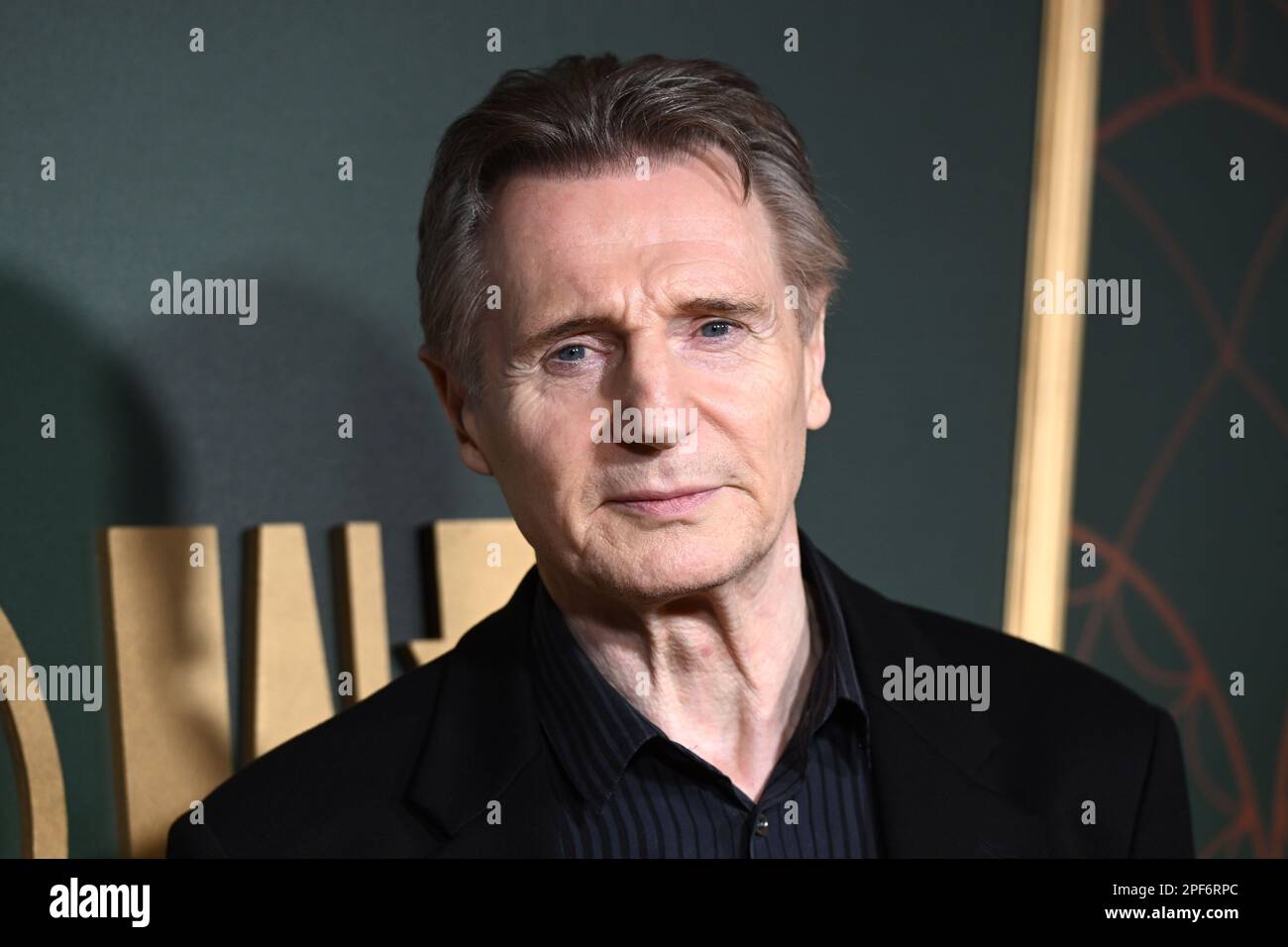 London, Großbritannien. 16. März 2023. Liam Neeson nimmt an der Premiere von Marlowe Teil, im Vue Cinema in Leicester Square, London Picture Date: Donnerstag, 16. März 2023. Der Bildausdruck sollte lauten: Credits: Matt Crossick/Alamy Live News Stockfoto