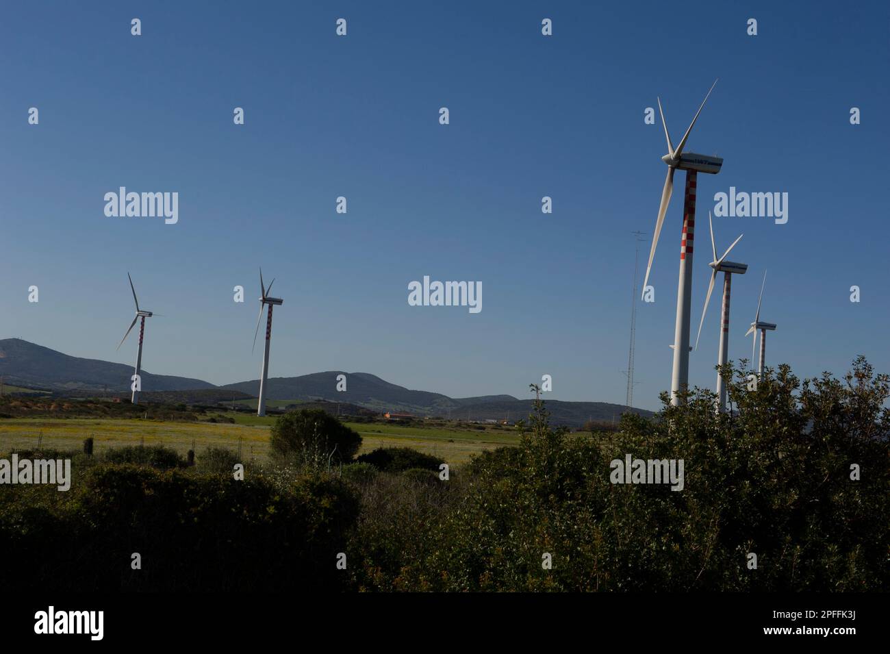 Strom erzeugen -Fotos und -Bildmaterial in hoher Auflösung – Alamy