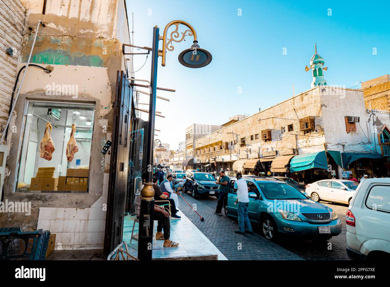 Außenansicht einer Metzgerei auf dem Souk Baab Makkah (Bab Makkah) Straßenmarkt im historischen Viertel Al-Balad in Jeddah, KSA, Saudi-Arabien Stockfoto