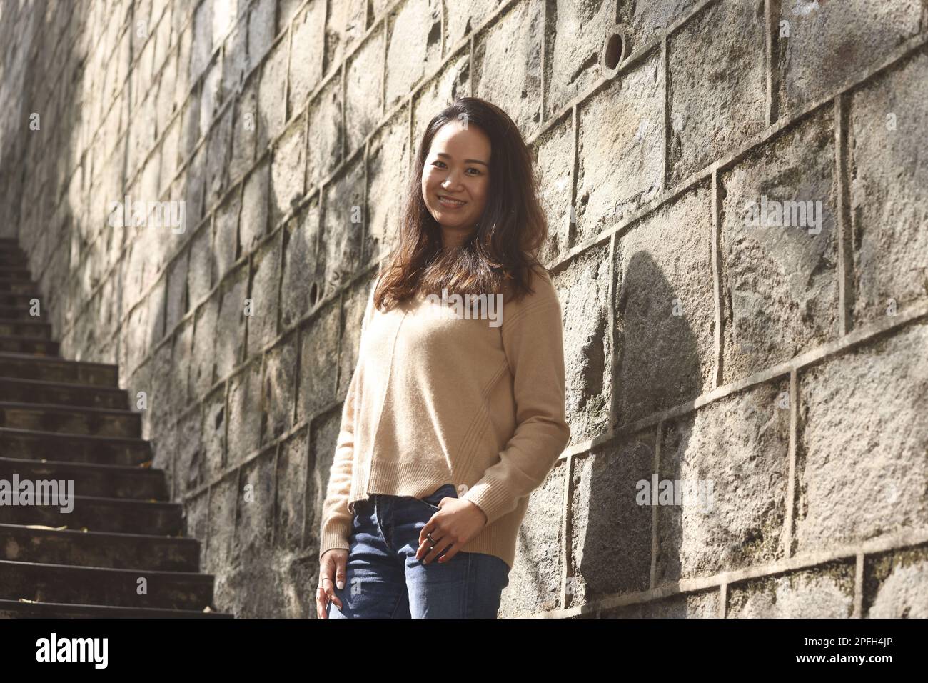 Denise Tam, eine ganzheitliche Ernährungswissenschaftlerin. Denis Tam hatte Mitte 20s Krebs und posierte für ein Foto in der Zentrale. 21FEB23 SCMP / K. Y. CHENG Stockfoto