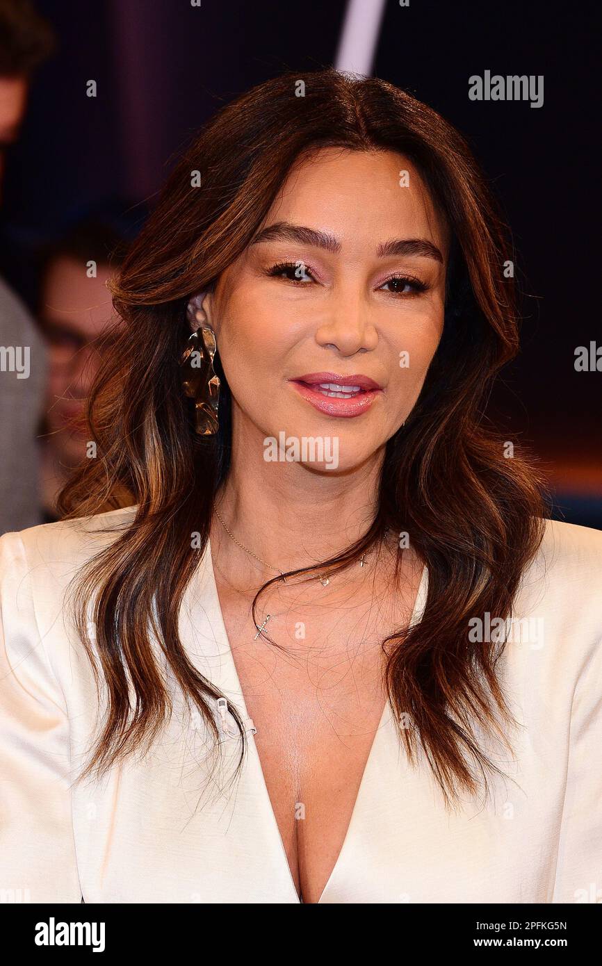 Verona Pooth W hrend Der NDR Talk Show In Den NDR Studios Am 17 M rz Verona Pooth W hrend Der NDR Talk Show In Den NDR Studios Am 17 M rz