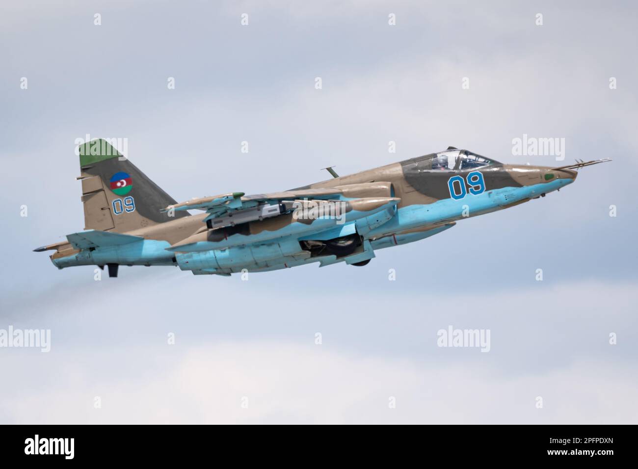 Ein Sukhoi Su-25 „Frogfoot“-Kampfflugzeug der Aserbaidschanischen Luftwaffe. Stockfoto