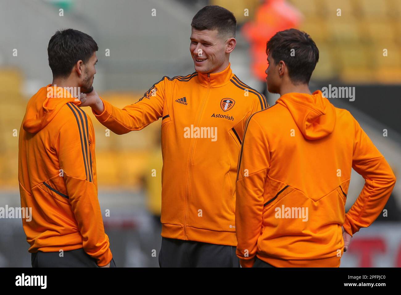 Wolverhampton, Großbritannien. 18. März 2023. Illan Meslier #1 von Leeds United kommt vor dem Premier League-Spiel Wolverhampton Wanderers vs Leeds United in Molineux, Wolverhampton, Großbritannien, 18. März 2023 (Foto von James Heaton/News Images) in Wolverhampton, Großbritannien, am 3./18. März 2023. (Foto: James Heaton/News Images/Sipa USA) Guthaben: SIPA USA/Alamy Live News Stockfoto