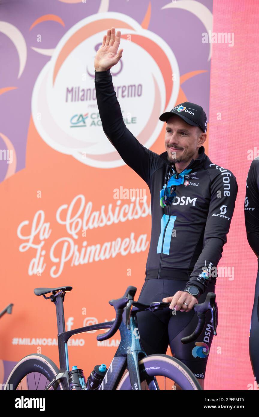 Abbiategrasso, Abbiategrasso, Italien, 18. März 2023, John Degenkolb, Team DSM während Milano-Sanremo - Street Cycling Stockfoto