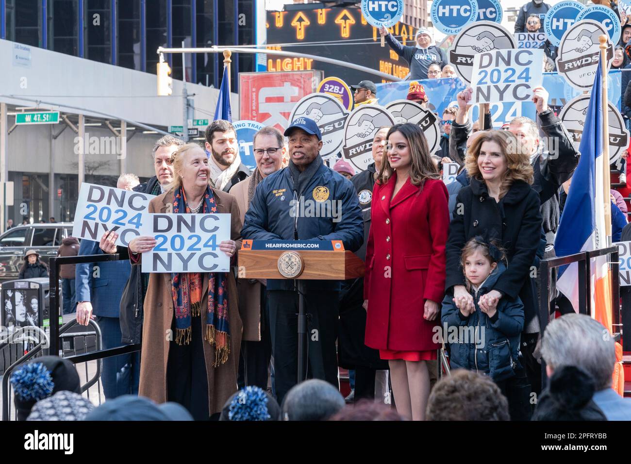 New York, USA. 18. März 2023. Bürgermeister Eric Adams spricht auf der ...