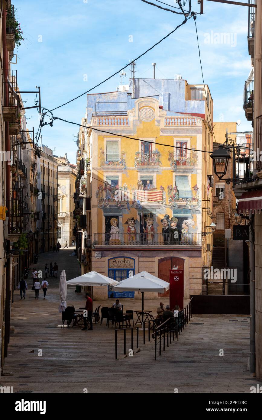 Tarragona Straßen, Zirkus roman und das Meer dahinter Stockfoto
