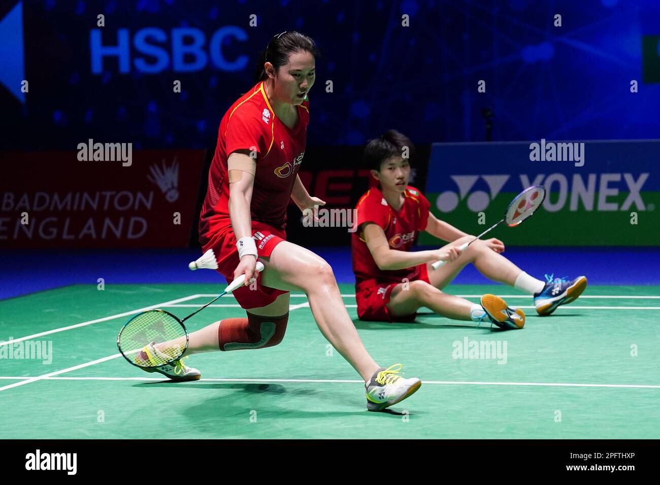 Chinas Zhang Shu Xian (rechts) und Zheng Yu in Aktion gegen Kim so Yeong und Kong Hee Yong (nicht abgebildet) während des 5. Tages der YONEX All England Open Badminton Championships in der Utilita Arena Birmingham. Foto: Samstag, 18. März 2023. Stockfoto