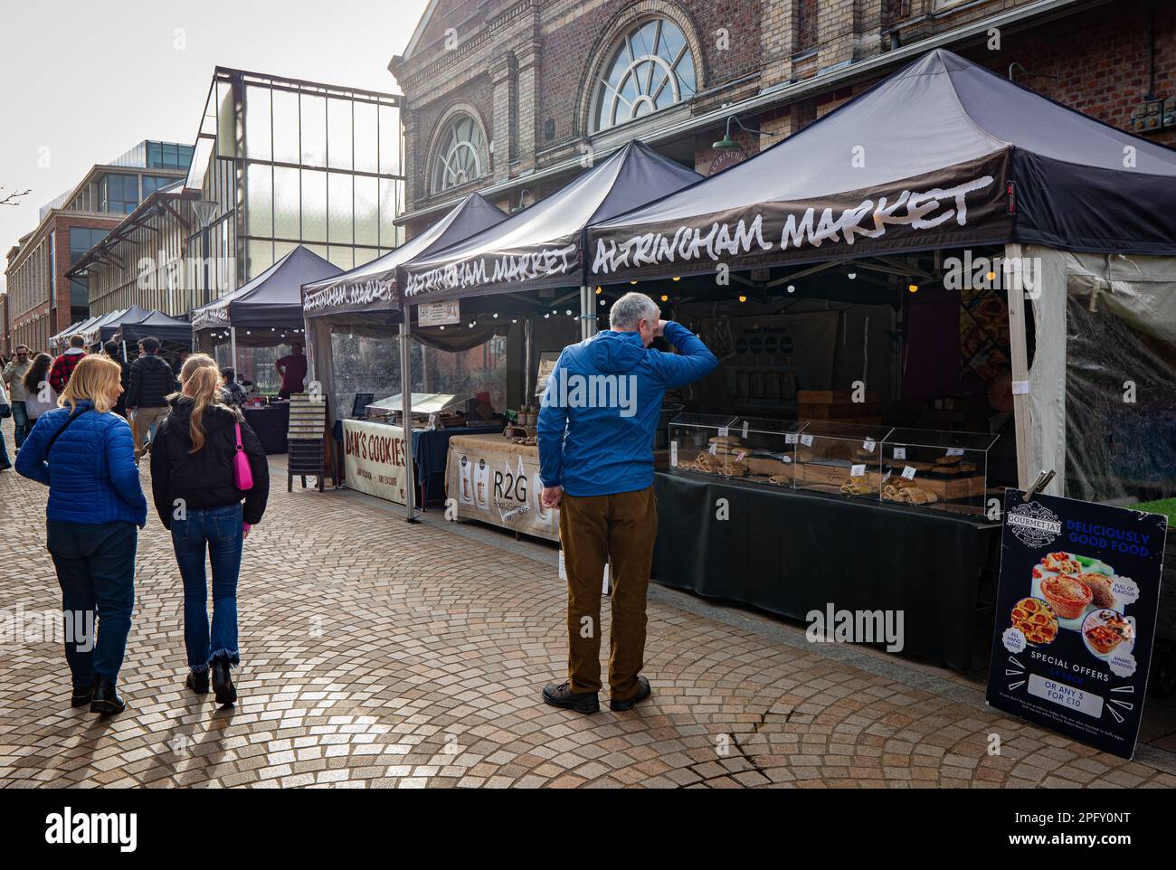Altrincham Market, mehrfach preisgekrönter Markt & unabhängiger Feinschmeckerhimmel. Trafford Greater Manchester März 2023 Bild: Garyroberts/weltweites Feature Stockfoto