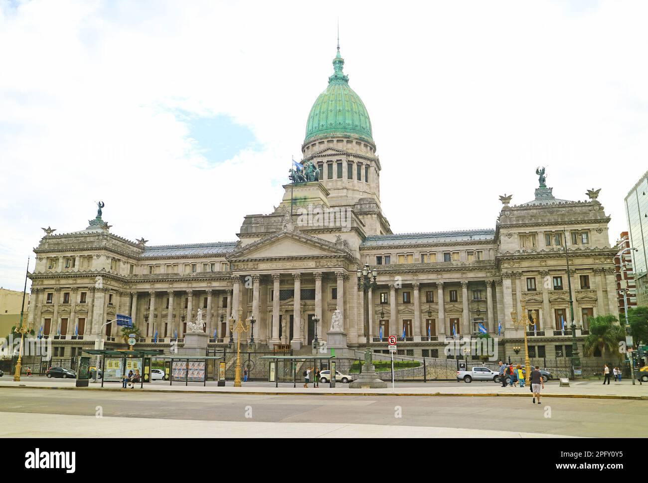 Imposanter Palast des argentinischen Nationalkongresses, herrliches Monumentalgebäude in Buenos Aires, Argentinien, südamerika Stockfoto