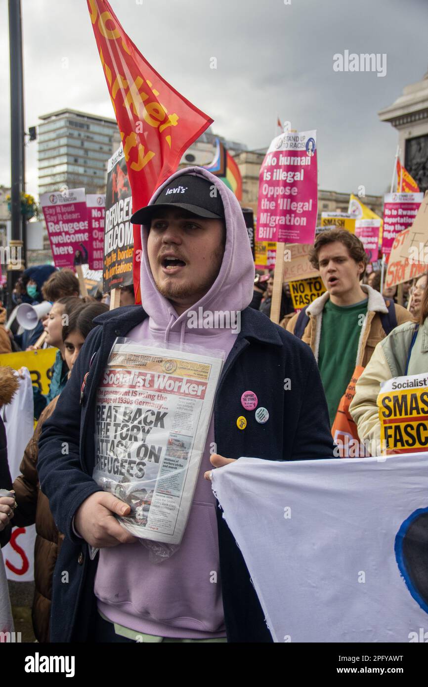 Tausende von Demonstranten aus unterschiedlichen Hintergründen versammelten sich in der Londoner Innenstadt, um gegen Rassismus zu protestieren. Stockfoto