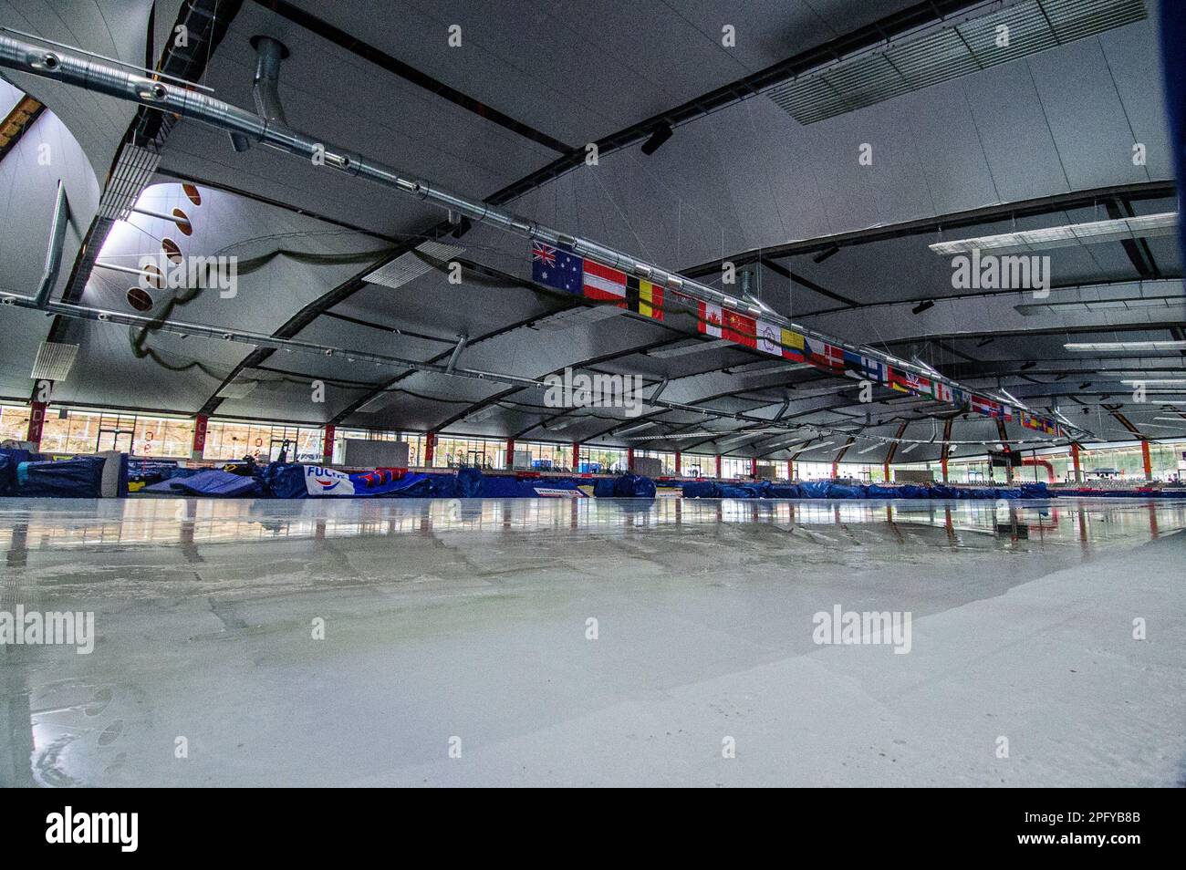 Inzell, Deutschland, am Sonntag, den 19. März 2023. Allgemeiner Blick auf die Eislaufbahn während des Finales der Gladiators-Weltmeisterschaft 2 in der Max-Aicher-Arena, Inzell, Deutschland, am Sonntag, den 19. März 2023. (Foto: Ian Charles | MI News) Guthaben: MI News & Sport /Alamy Live News Stockfoto