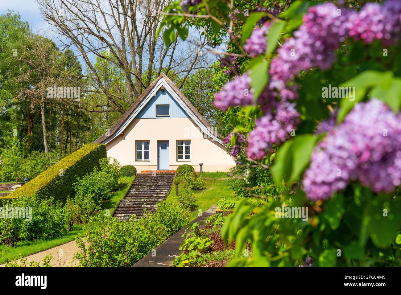 Gartenhaus im historischen Landhausgarten Dr. Max Fraenkel, Berlin-Kladow Stockfoto