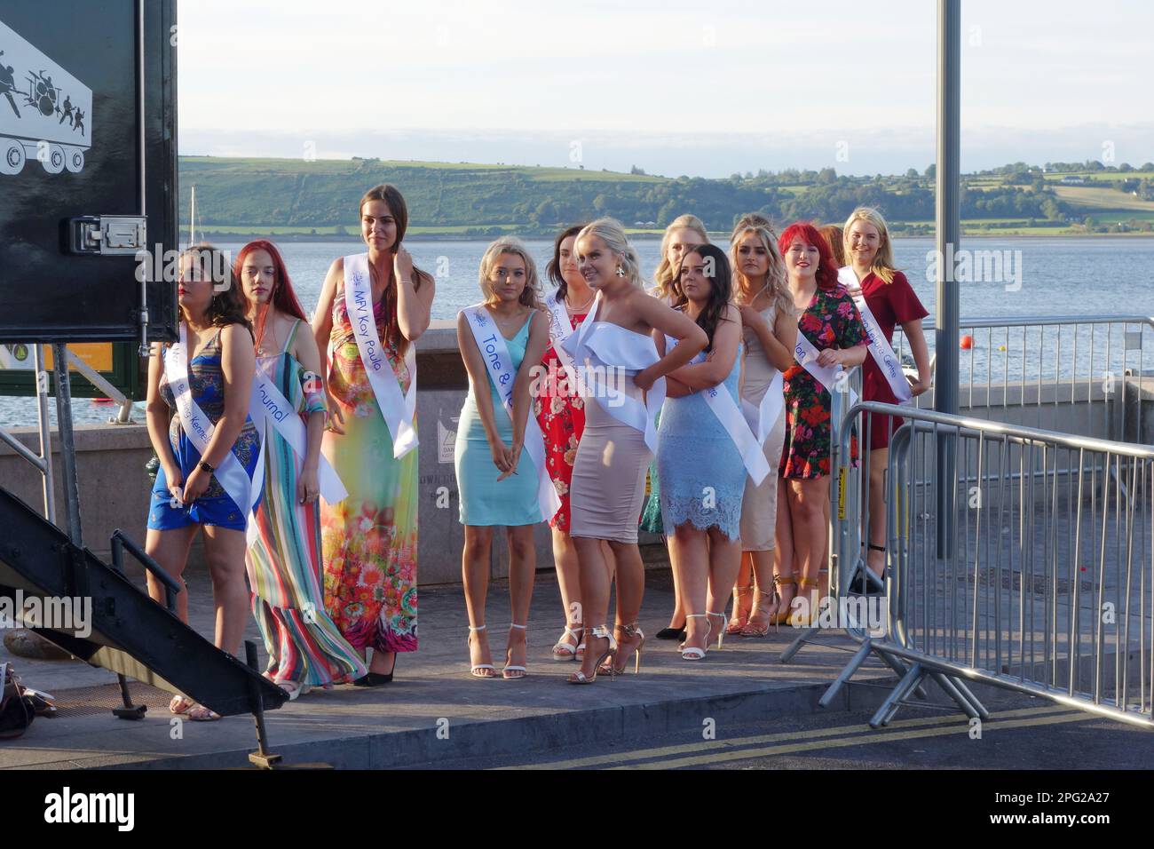 Kandidaten für den Queen of the Sea Wettbewerb 2019 in Youghal, County Cork, Irland Stockfoto