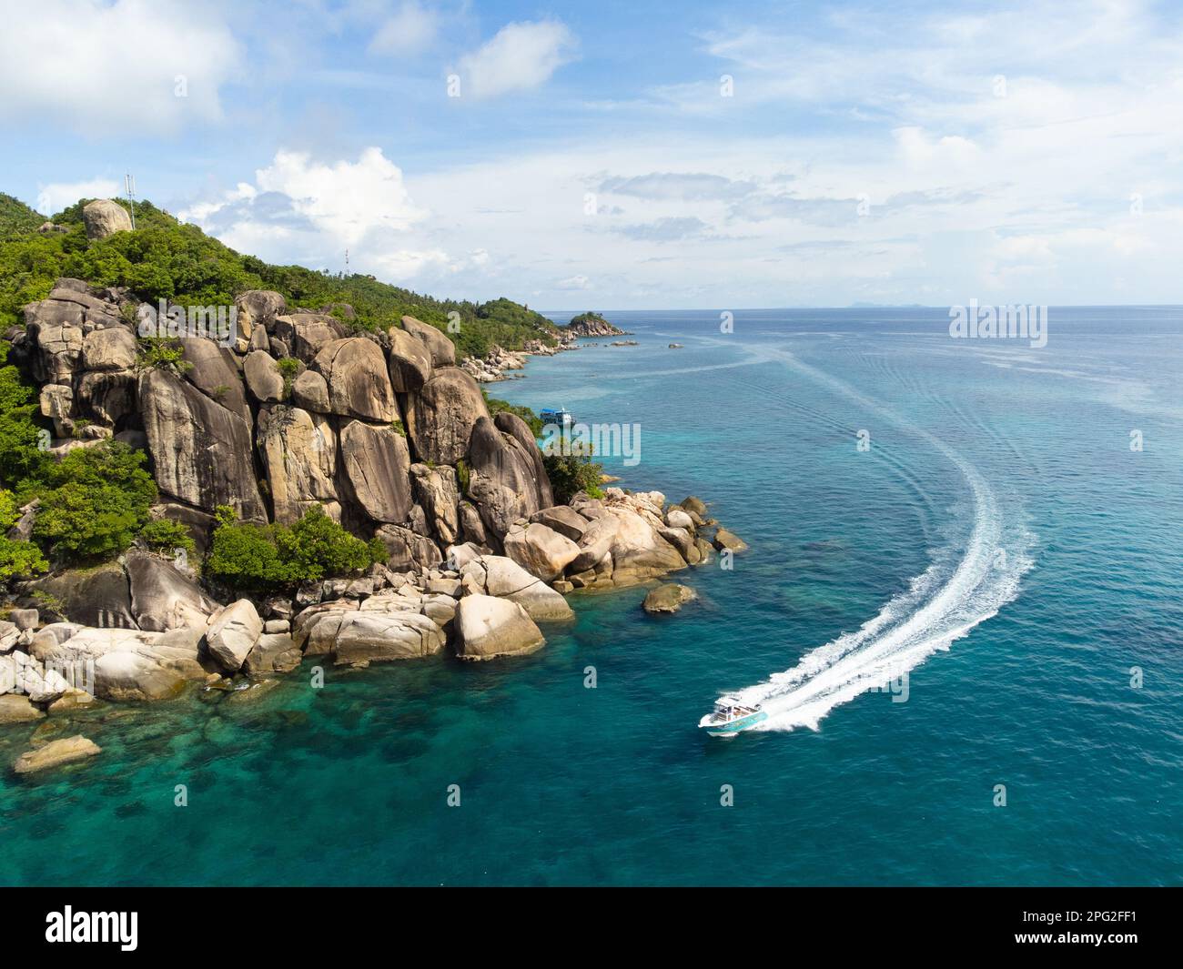 Ko Tao, Thailand: Luftaufnahme der Insel Ko Tao im Golf von Thailand in Südostasien. Die Insel ist ein berühmtes Tauchziel. Stockfoto