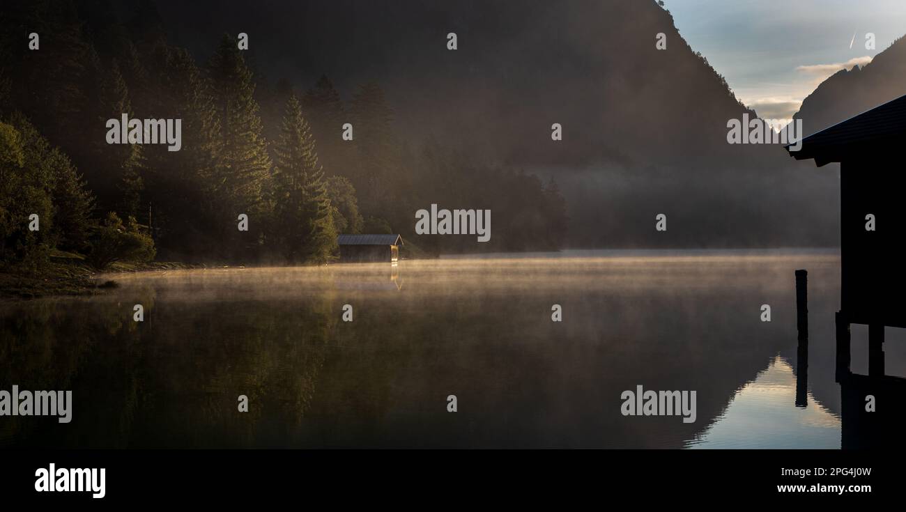 Heiterwanger, sehen Sie im Morgennebel Stockfoto