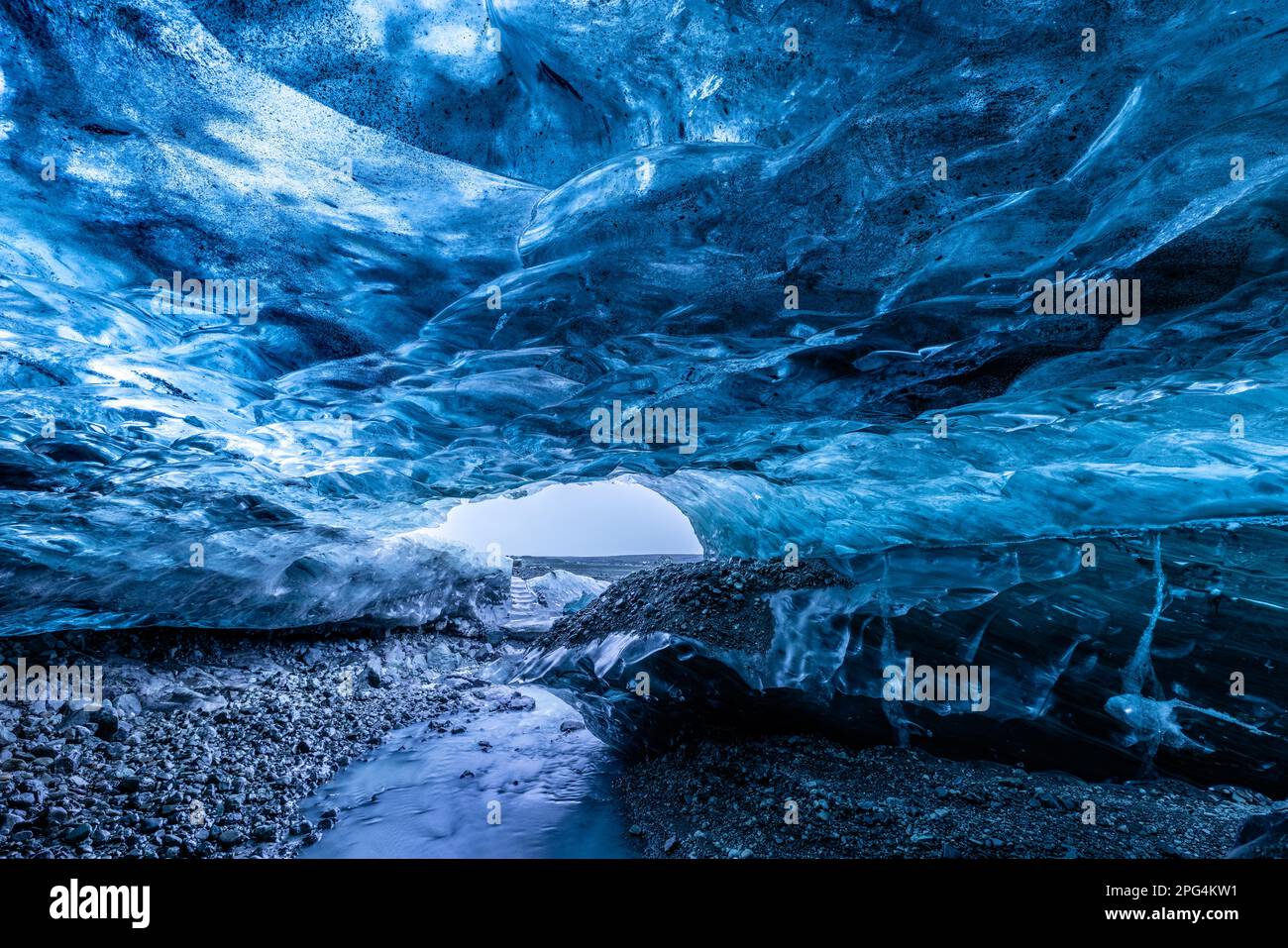 Sapphire Breiðamerkurjökull Ice Cave im Vatnajökull-Nationalpark, Island Stockfoto