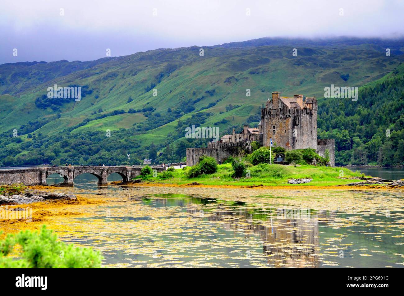 Eileen Donan Castle von Clan Macrae, Loch Duich, bei Dornie, Scottish Highlands, Schottland, Vereinigtes Königreich Stockfoto