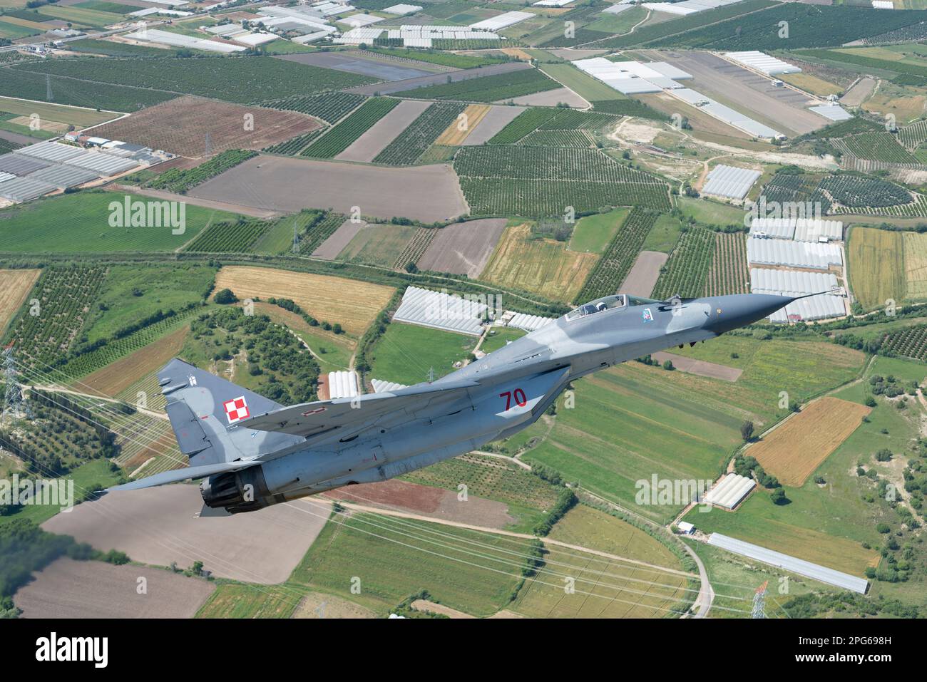 Der polnische Air Force Mig-29 Fighter Jet fliegt während eines Air-to-Air-Fluges über der türkischen Landschaft Stockfoto