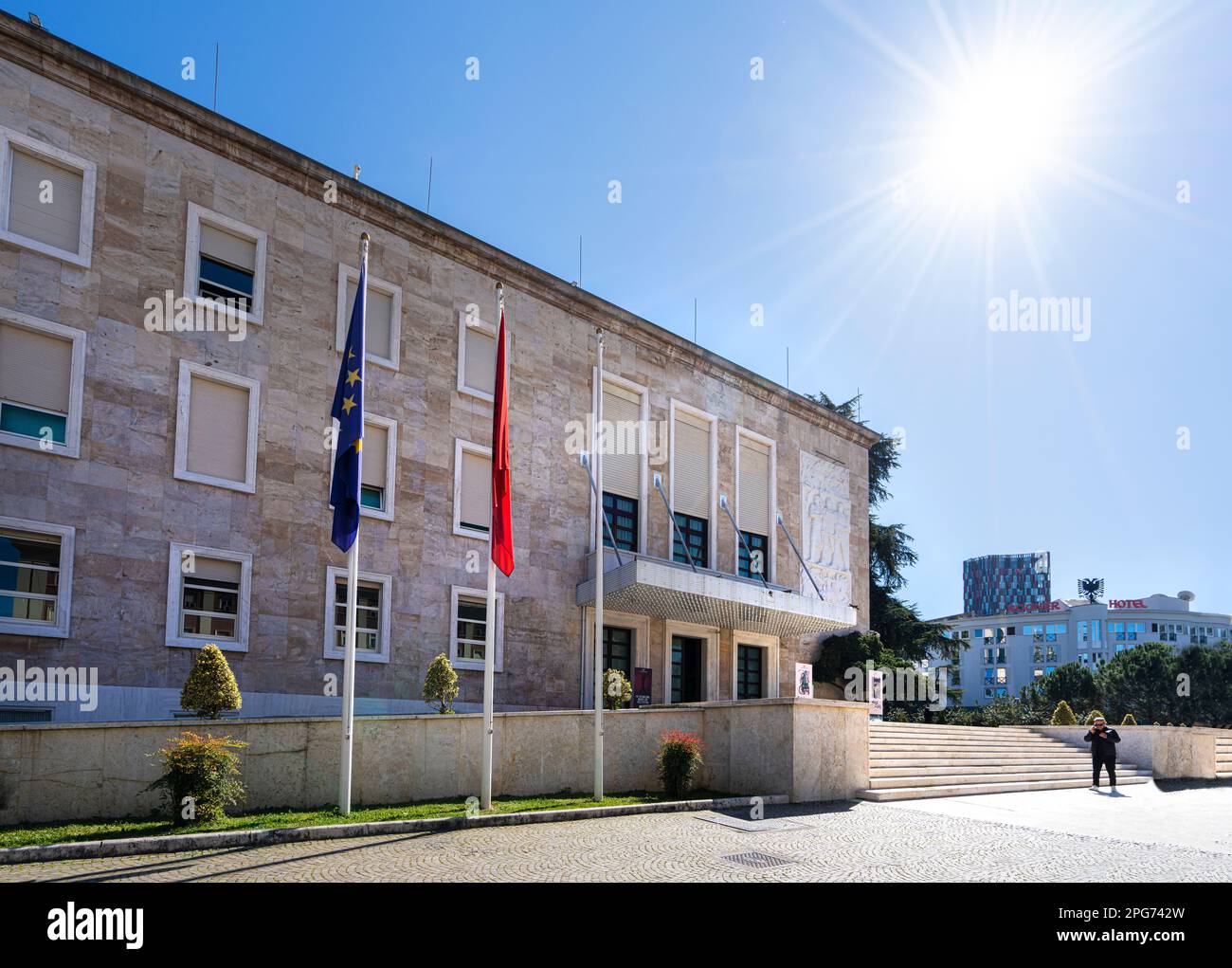 Tirana, Albanien. März 2023. Das Bürogebäude des Premierministers im Stadtzentrum Stockfoto