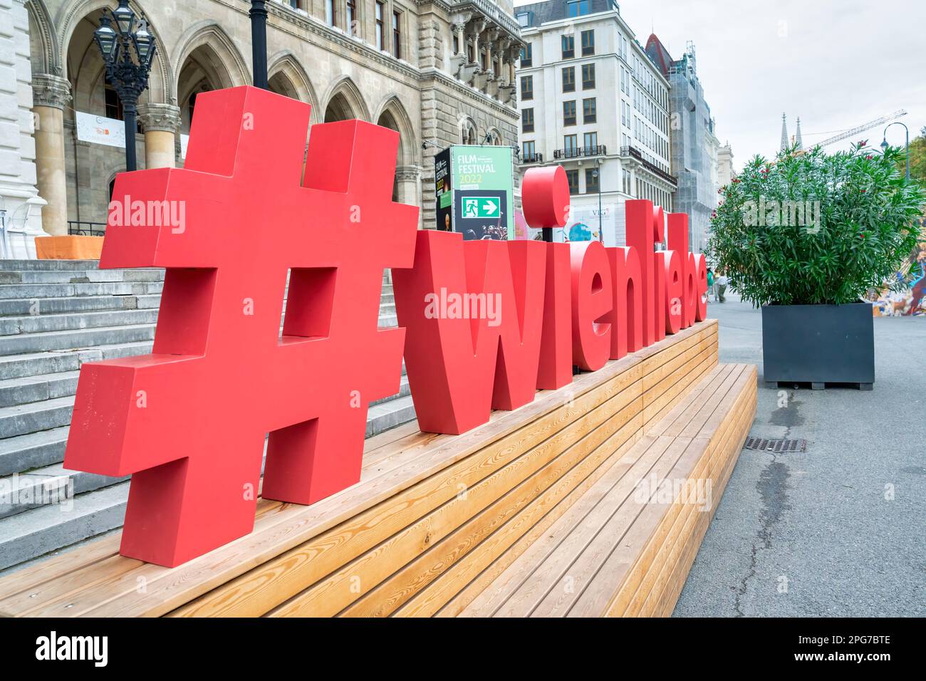 Wien, Österreich - 21. August 2022: Wienliebe Hashtag-Zeichen in Wien. Ich  liebe das Wiener Zeichen Stockfotografie - Alamy