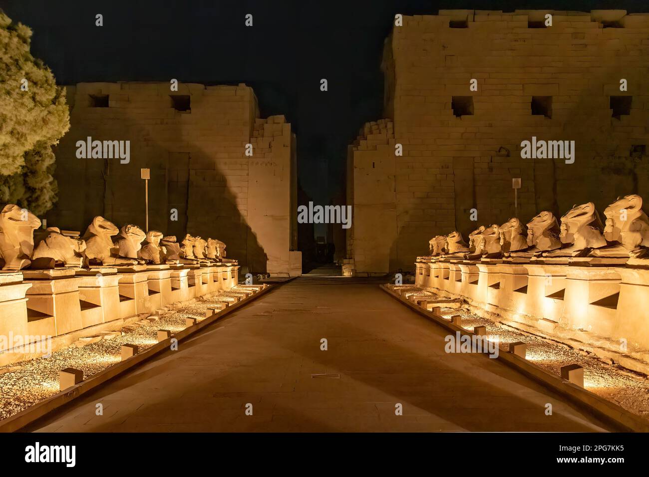 Lichtshow im Karnak Tempel, Luxor, Ägypten Stockfoto