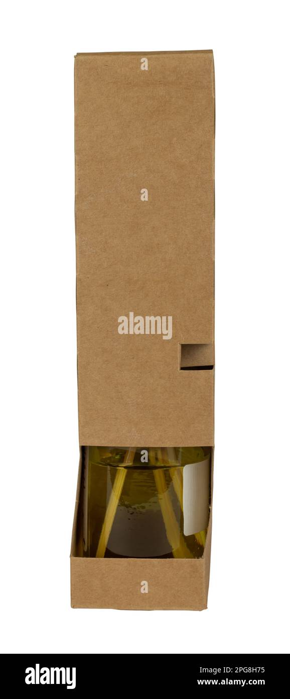 Duftstreuer mit heimischem Aroma in einer Box mit natürlichem Aussehen isoliert Stockfoto