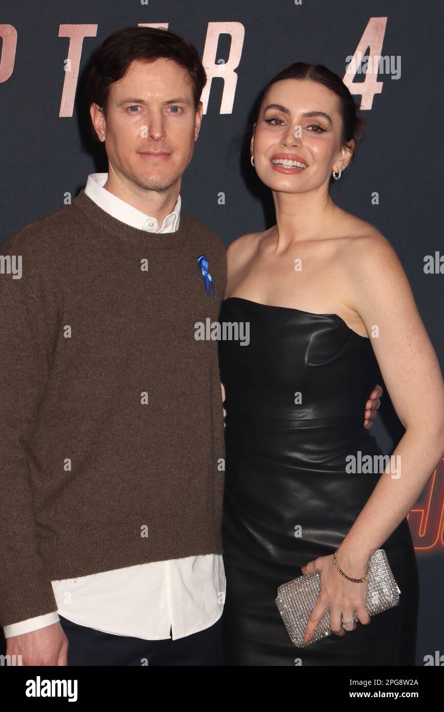 James Henderson, Sophie Simmons 03/20/2023 "John Wick: Chapter 4" Premiere im TCL Chinese Theatre in Hollywood, Kalifornien. Foto von mir Hasegawa/HNW/Picturelux Stockfoto