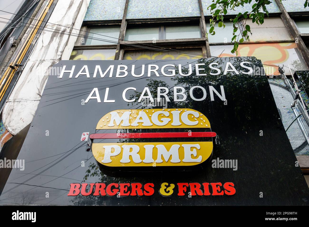 Mexiko-Stadt, Anzures, Magic Prime, Hamburger, Außenfassade, Gebäude, Vordereingang, Restaurant Restaurants, Essen Essen außerhalb, zwangloses Café Stockfoto