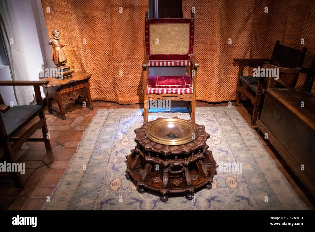 Knight's bedroom, Cervantes Geburtshaus Museum, Alcala de Henares. Gemeinde Madrid, Spanien. Im historischen Zentrum von Alcalá de Henares. Der Cervan Stockfoto